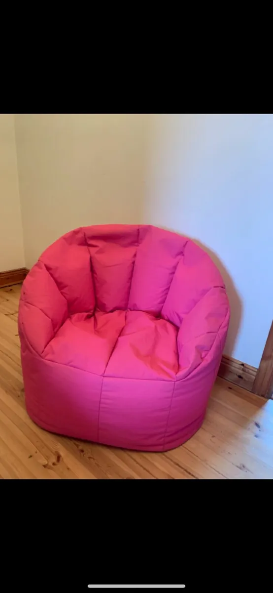 Beanbag chair - Image 1
