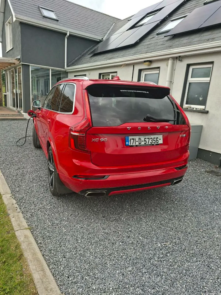 Volvo XC90 - Image 2