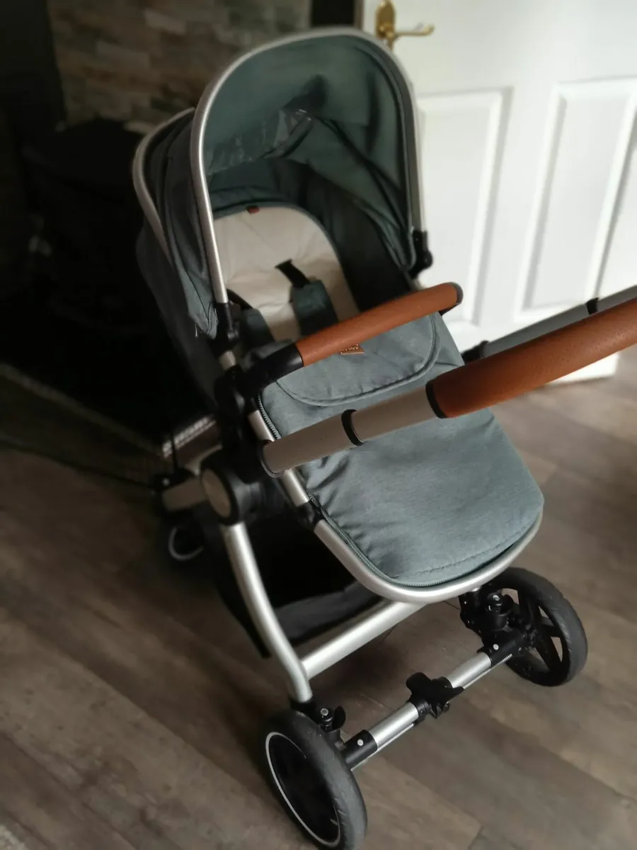 Pram/Buggy - Image 4