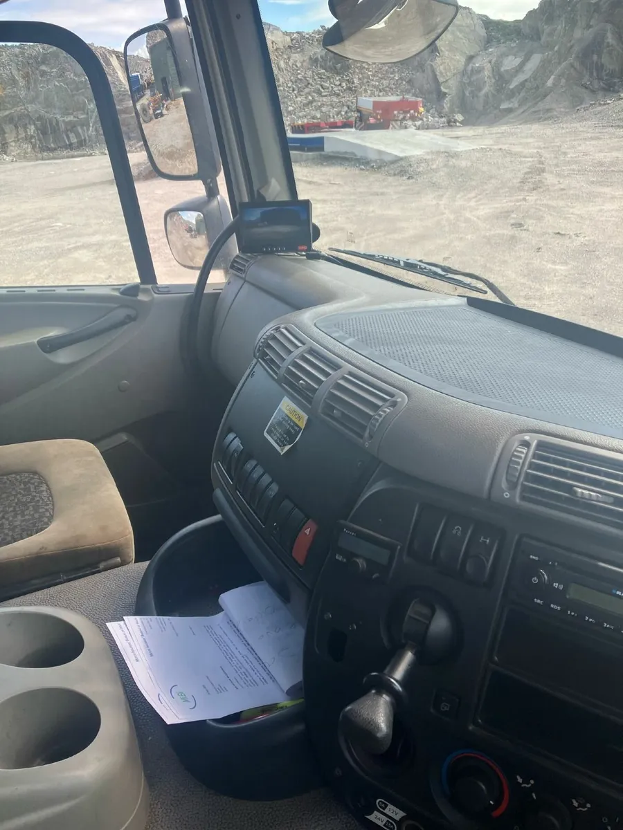 Lorry - Image 3