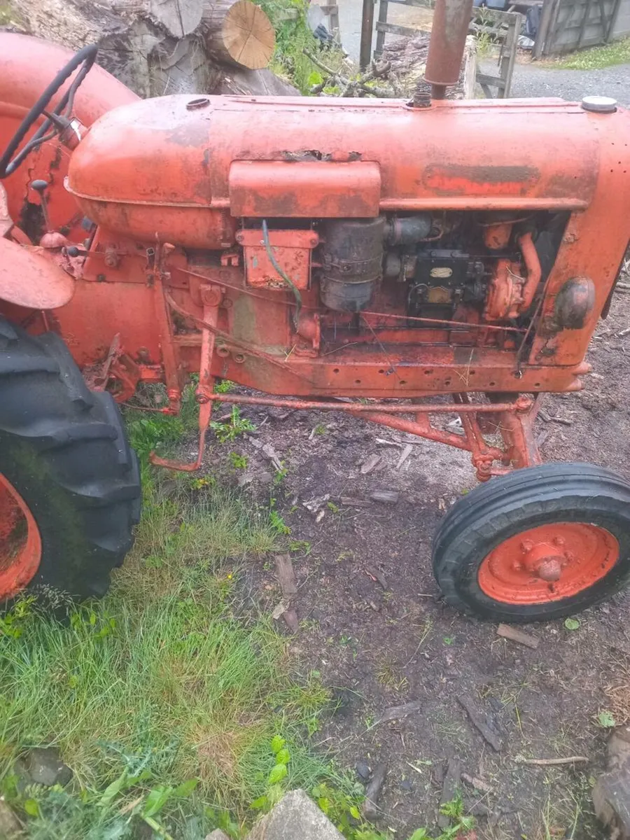 Nuffield tractor - Image 2