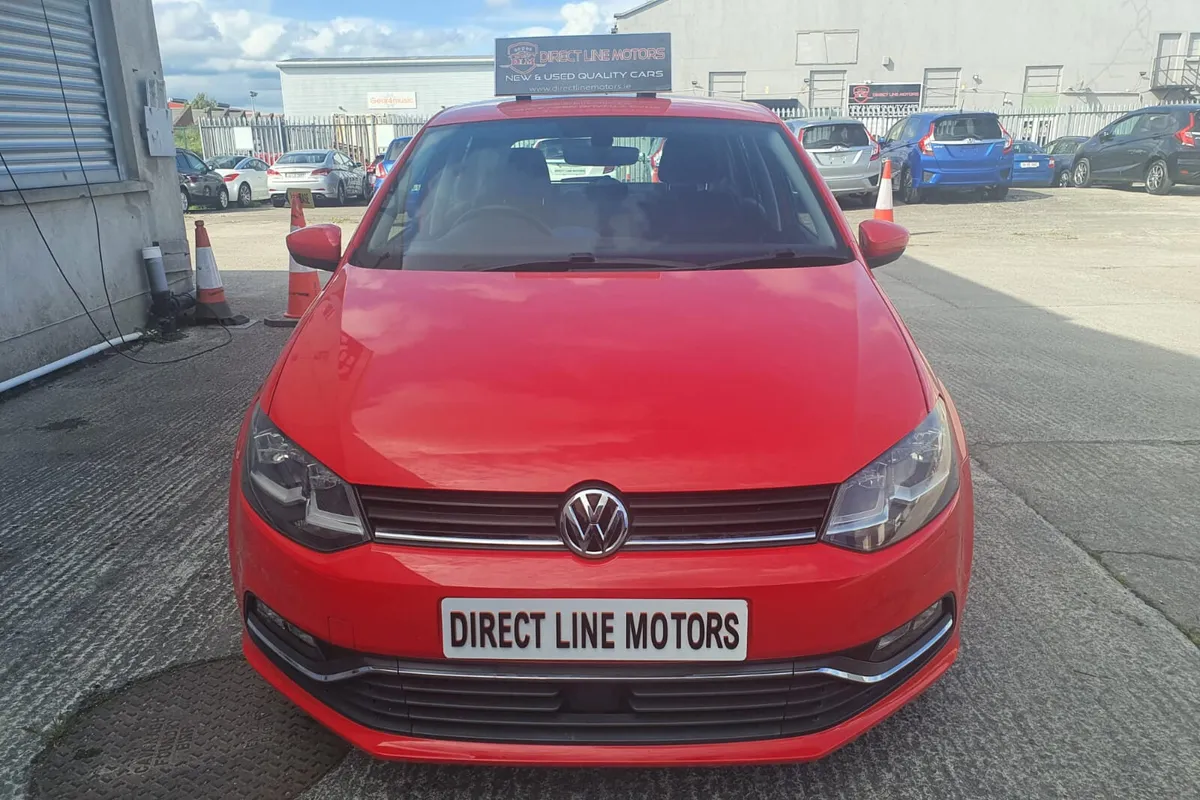 2016 Volkswagen Polo Automatic - Image 4