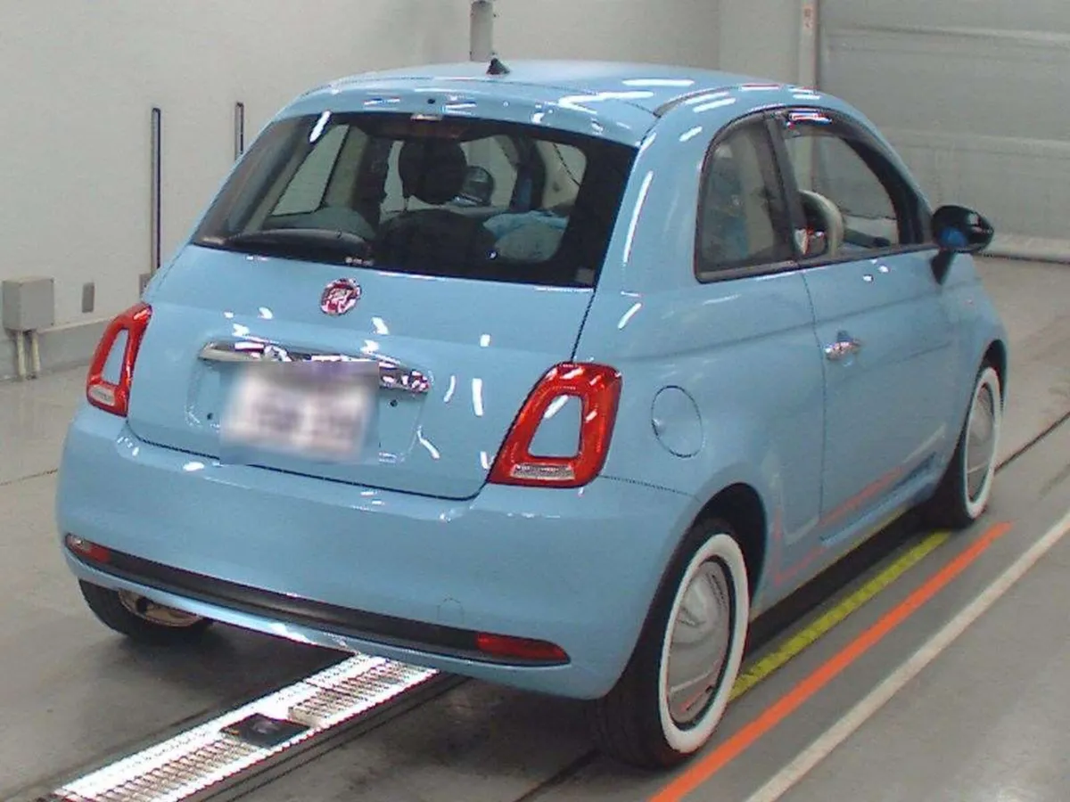 2016 Fiat 500 Super Pop Amore limited edition - Image 2