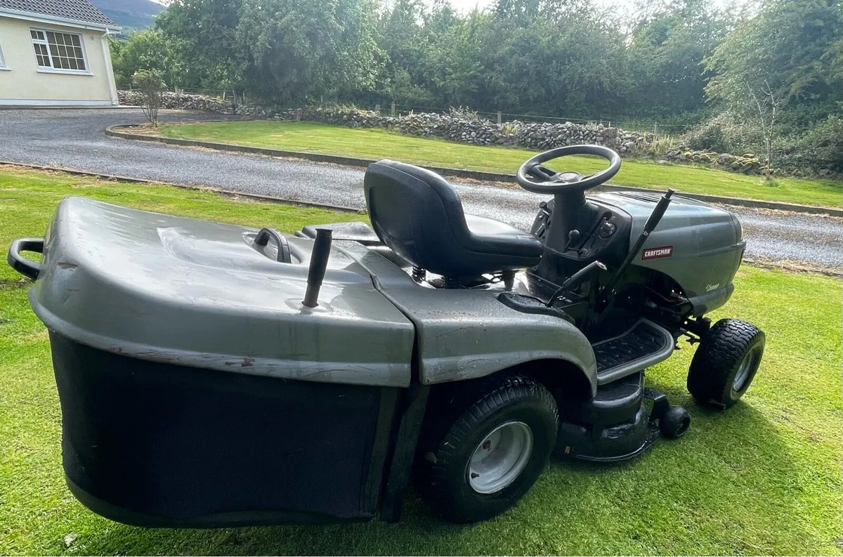 Ride On Lawnmower - Image 3