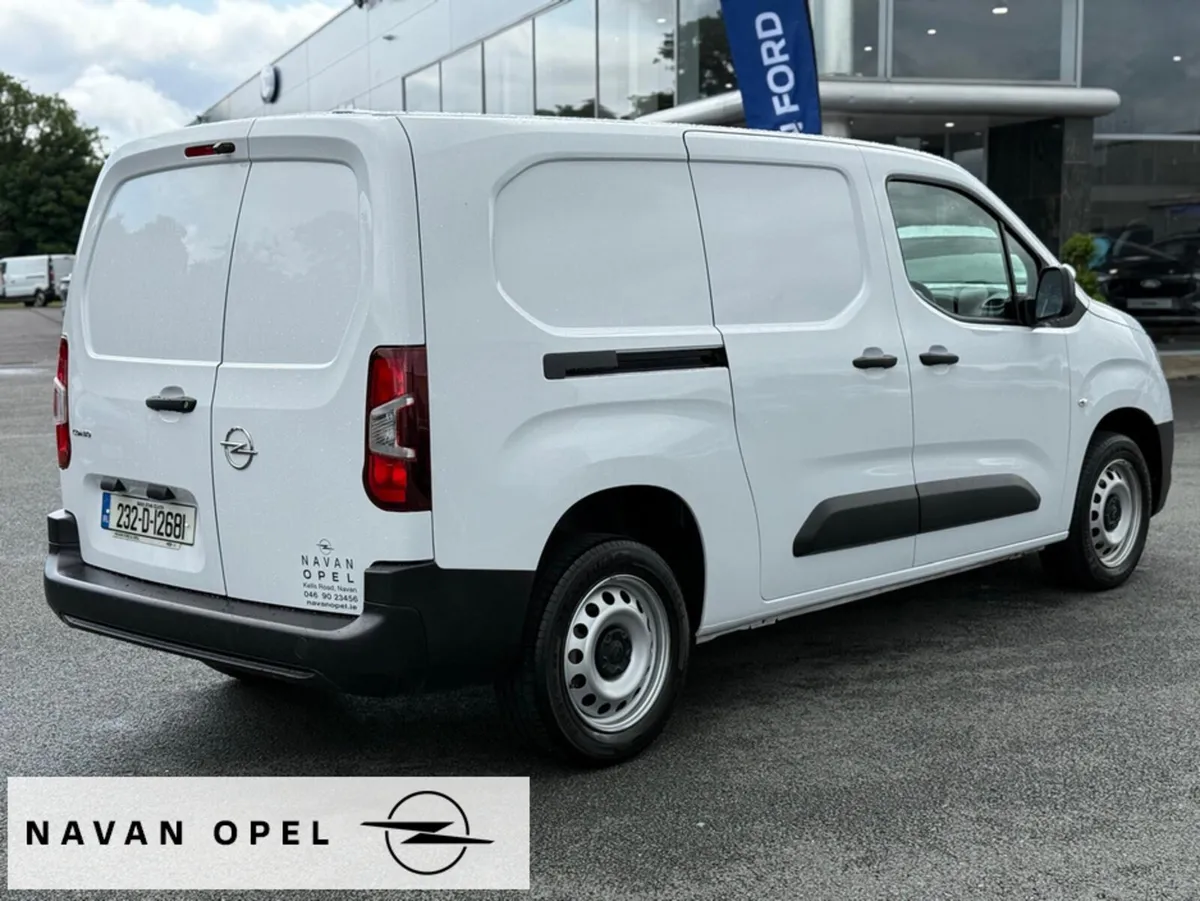 Opel Combo Komfort LWB 1.5 TD 100Ps - Image 4