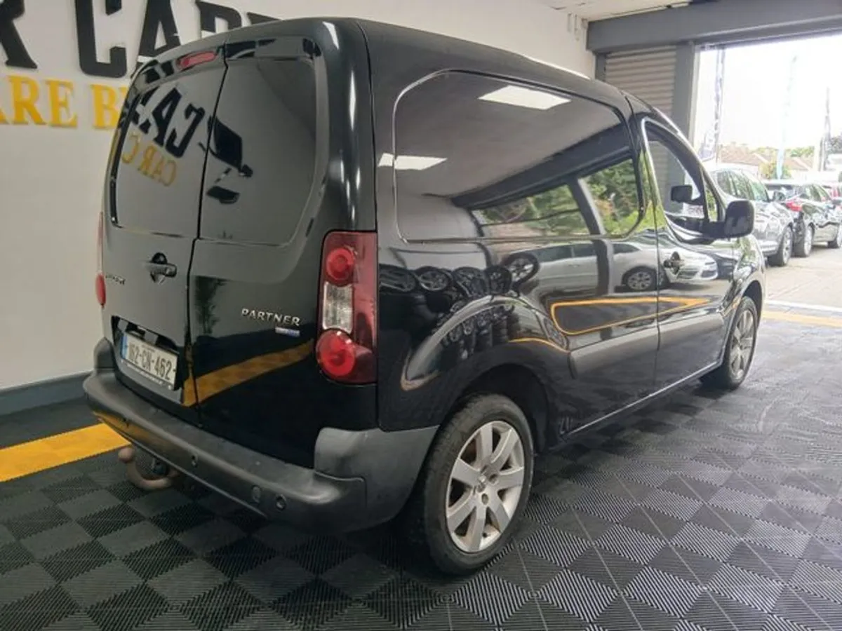 Peugeot Partner 1.6 HDI Diesel 3 Seater Cvrt Test - Image 4