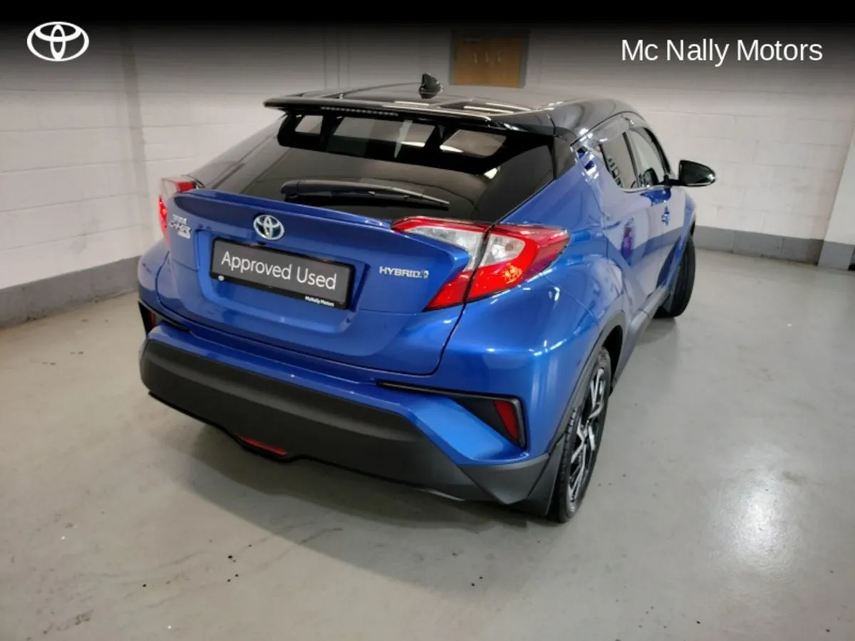 Toyota C-HR Hybrid Luna Sport 4DR Auto Low KMS 1 - Image 2