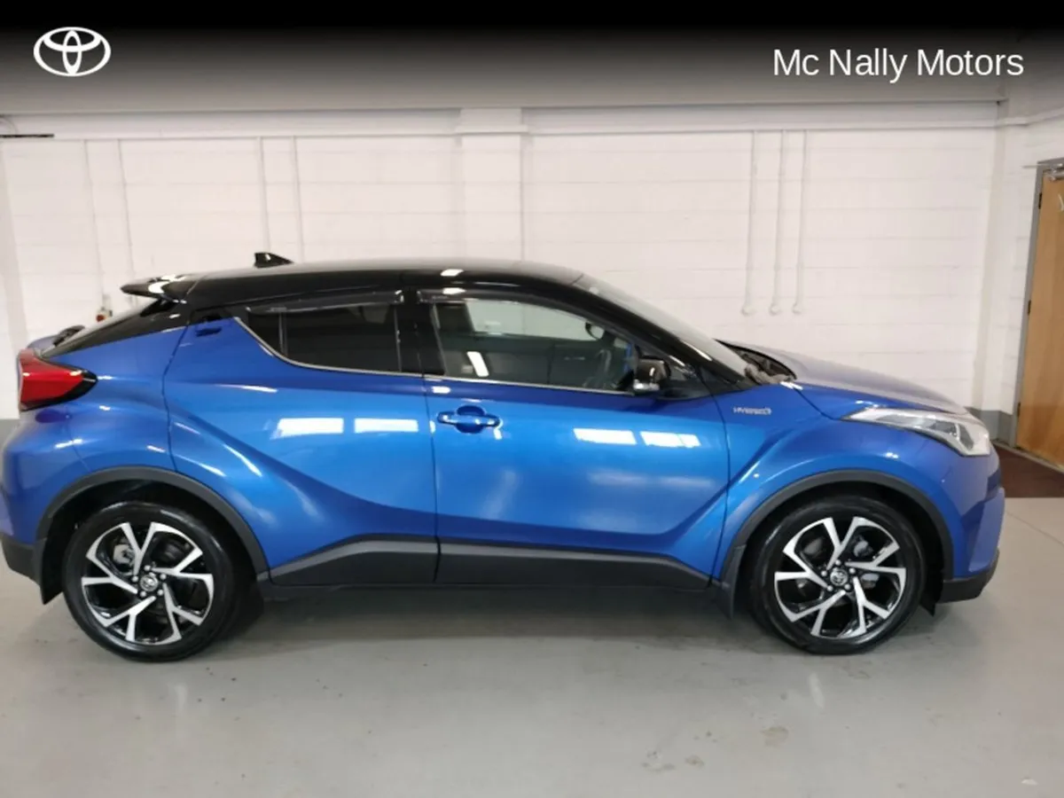 Toyota C-HR Hybrid Luna Sport 4DR Auto Low KMS 1 - Image 3