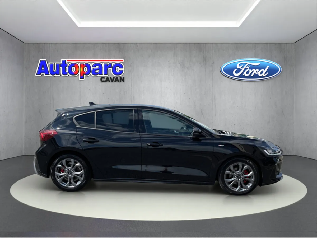 Ford Focus 1.0L ECO ST-LINE 125PS - Image 2