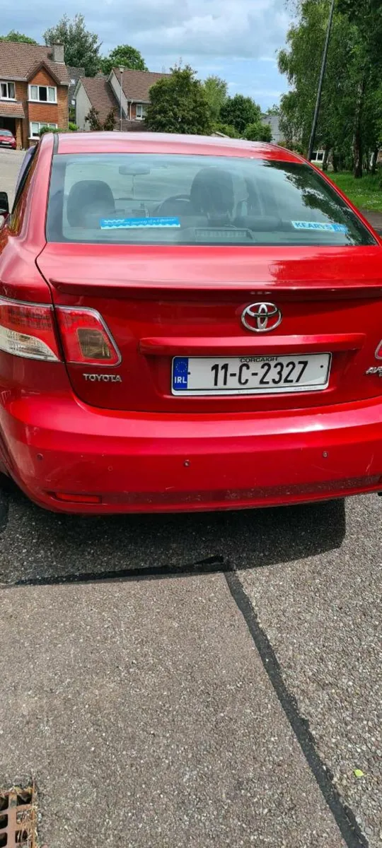 Toyota Avensis 2011 FSH - Image 2