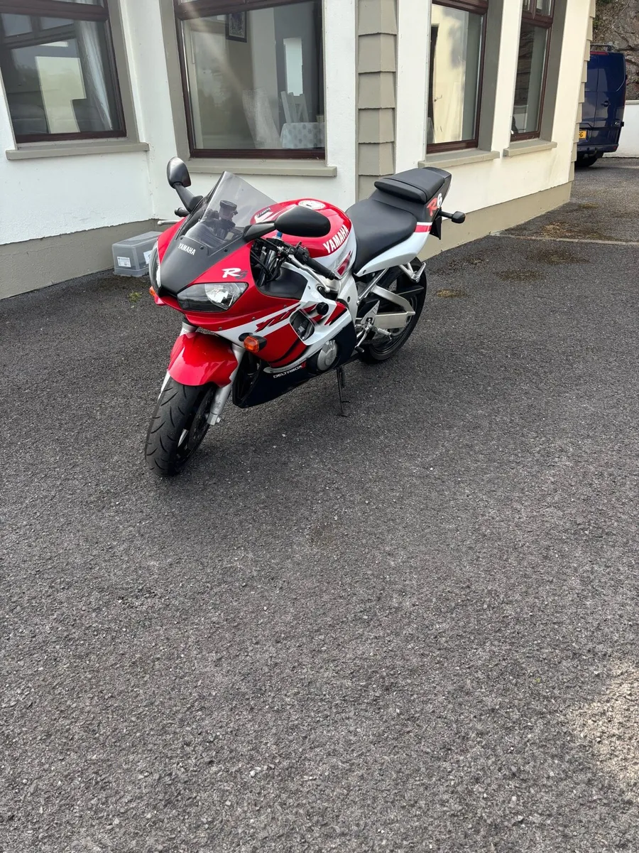 1999 Yamaha R6 - Image 2