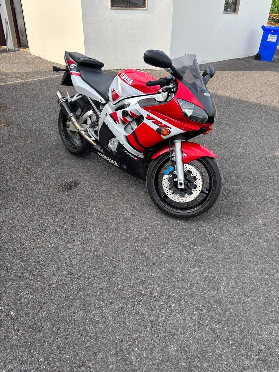 1999 Yamaha R6 - Image 4