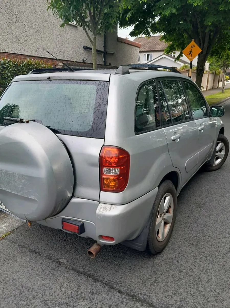 Toyota rav 4  petrol - Image 4