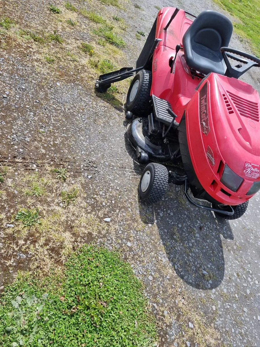 For sale castle garden ride on mower - Image 1