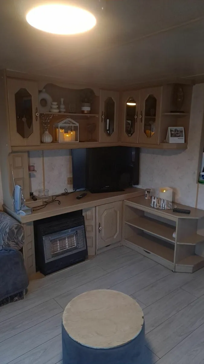 Mobile home - Image 1
