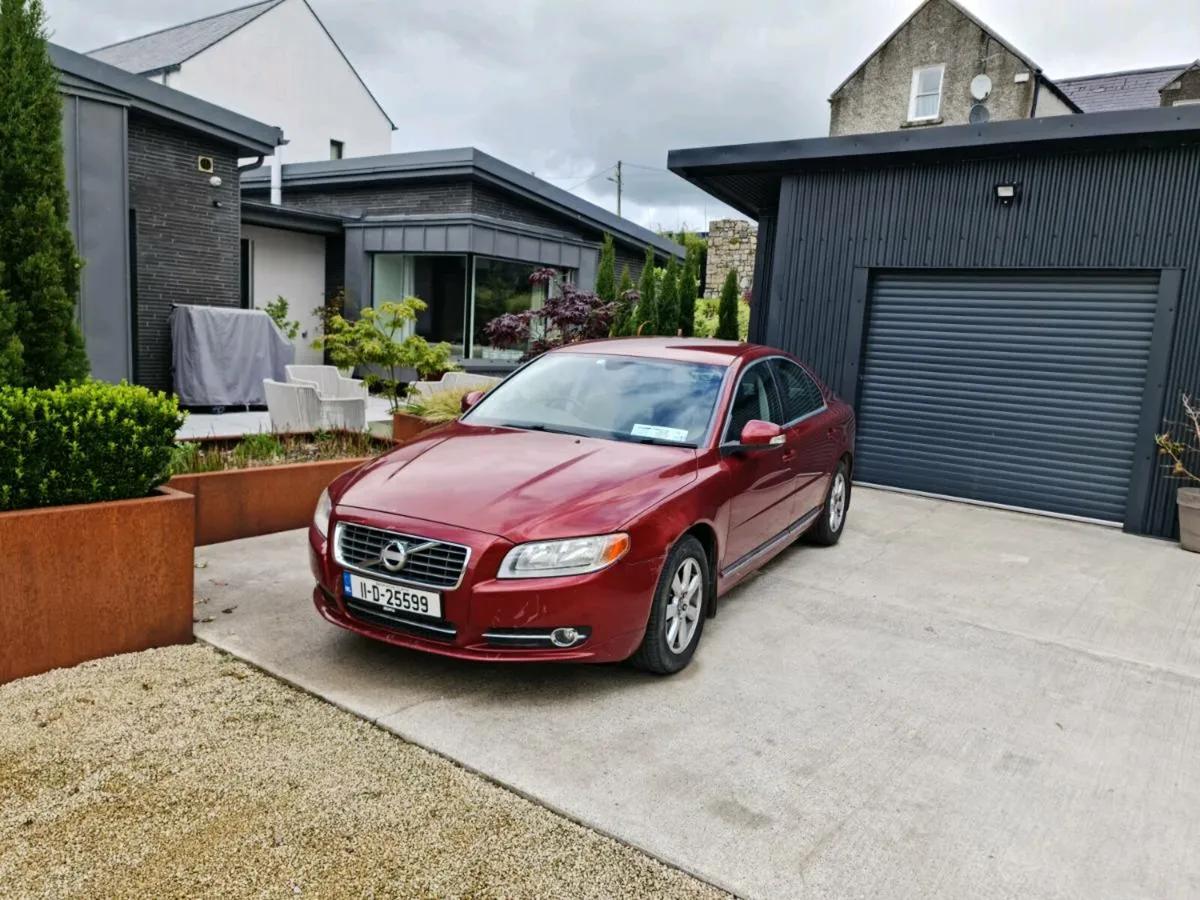 Volvo S80 Diesel - Image 1