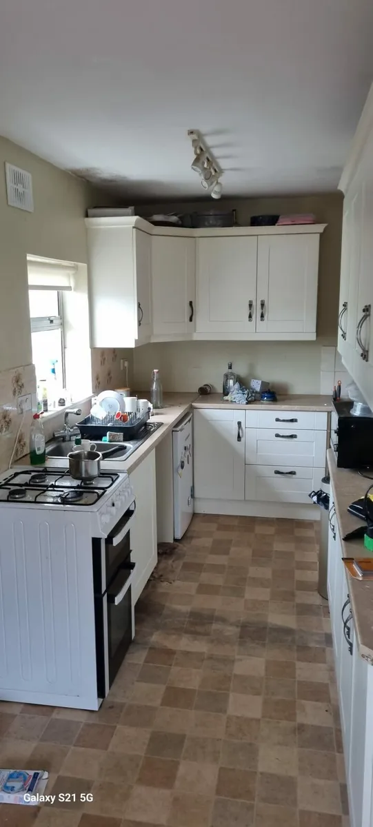 Kitchen units - Image 3