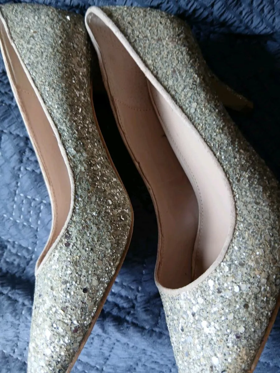 Shoes - Image 2