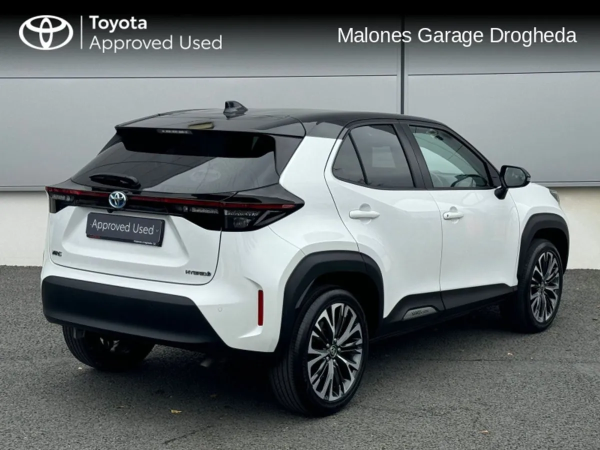 Toyota Yaris Cross 1.5 Hybrid Sol Call Now  041 9 - Image 2
