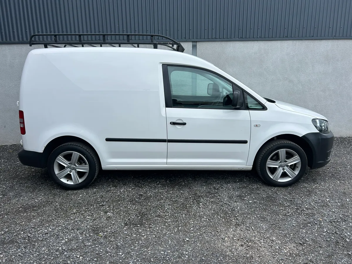 2015 Volkswagen Caddy ' Immaculate - Image 3