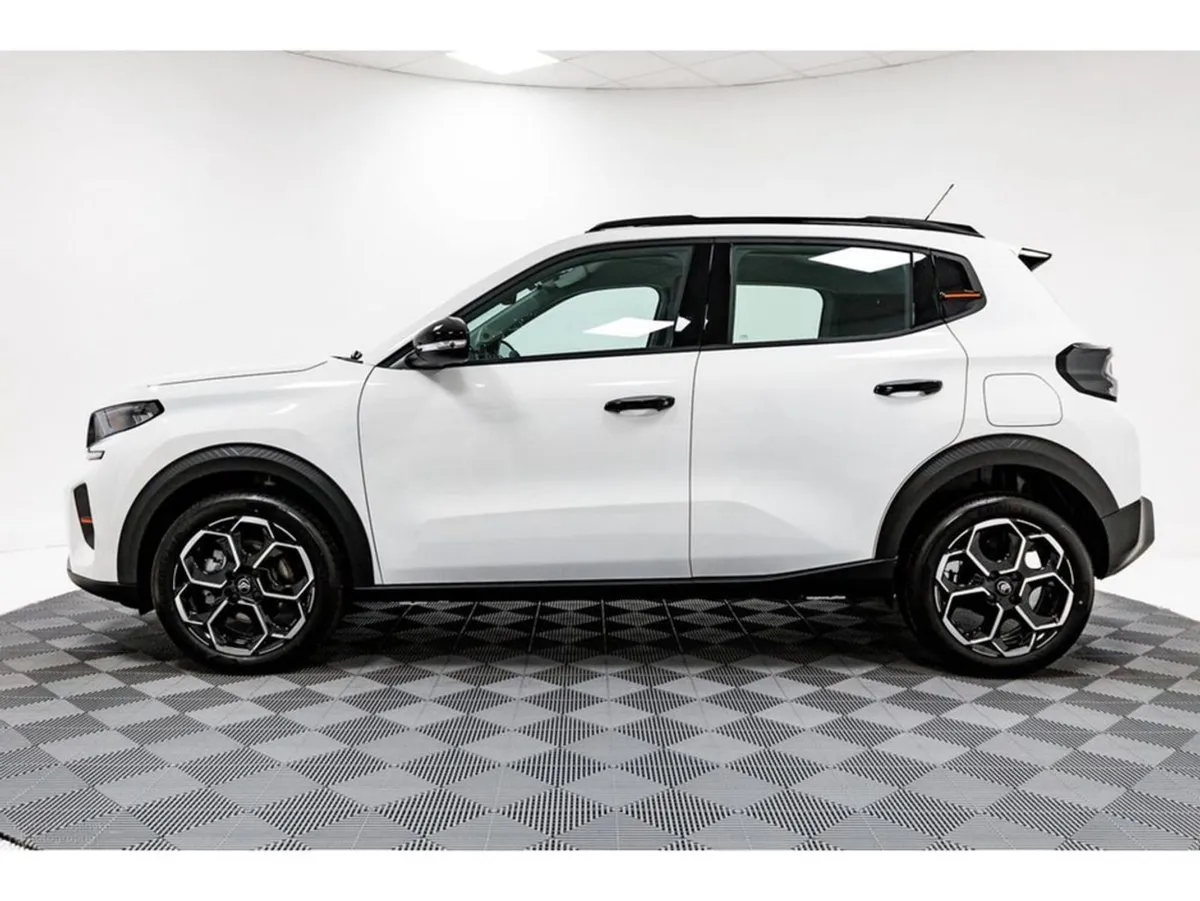 Citroen C3 All-new C3 Plus 1.2 Petrol 100HP - Image 4