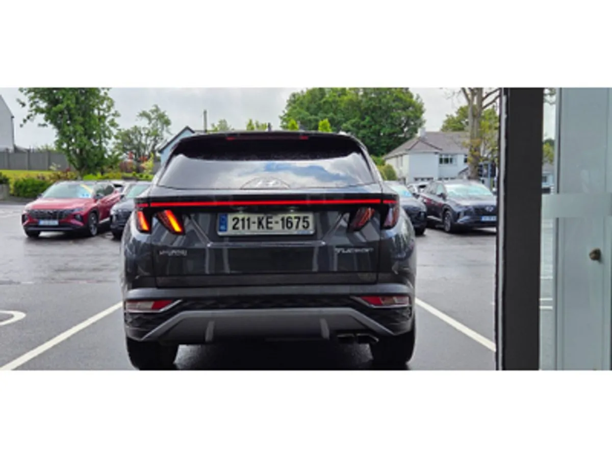 Hyundai Tucson Ix35 Executive Plus 5DR - Image 3