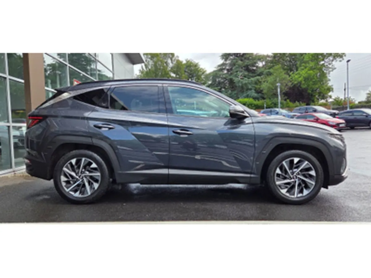 Hyundai Tucson Ix35 Executive Plus 5DR - Image 4