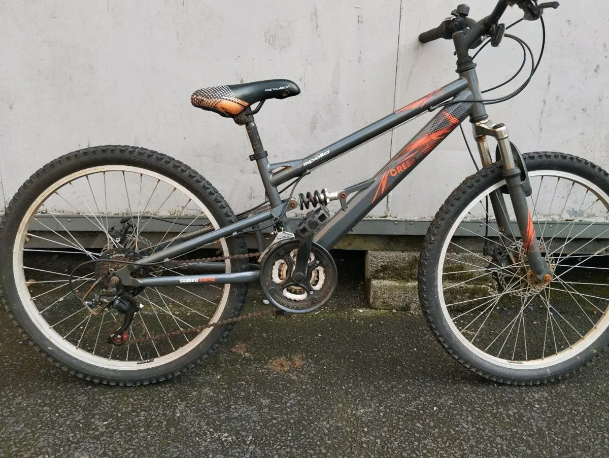 Boys 24inch bike - Image 1
