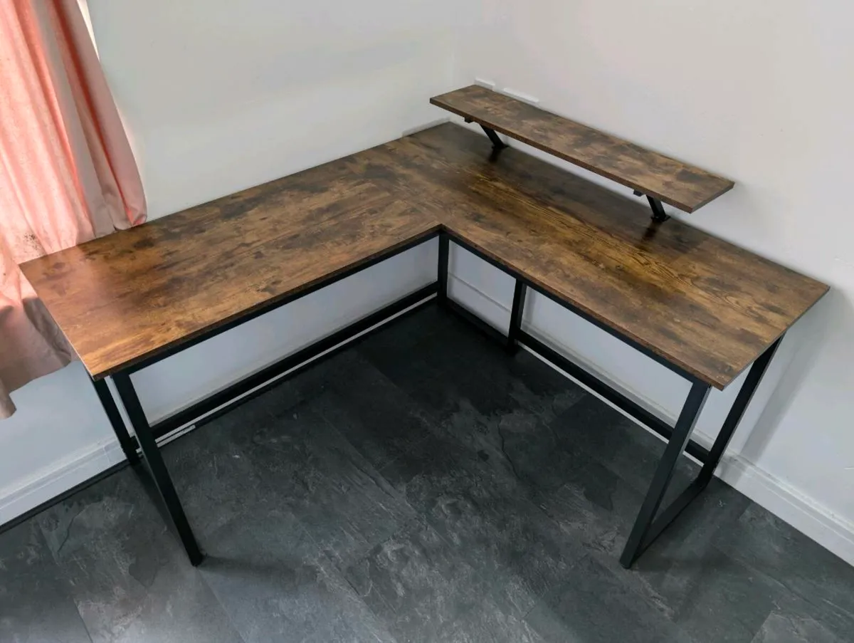 Wooden L Shaped Desk - 140cm x 130cm - Image 1