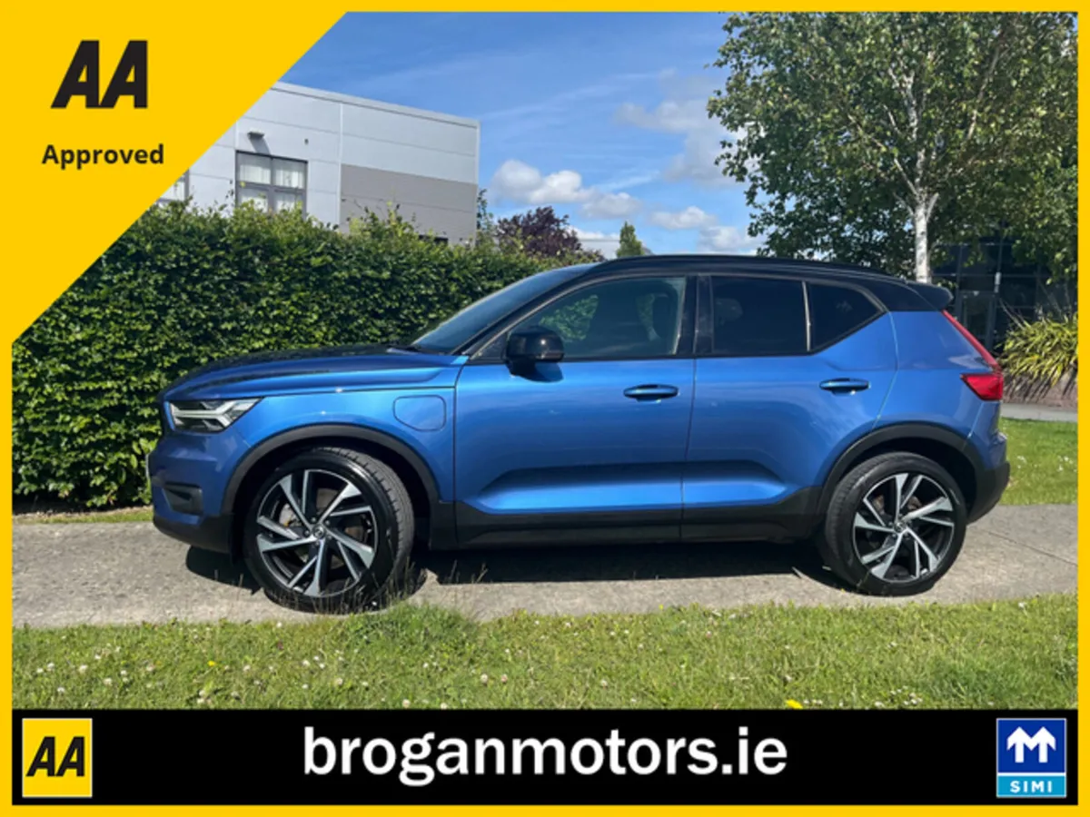 Volvo XC40 2021 1.5 T5 R Design Pro*Hi Spec* - Image 4