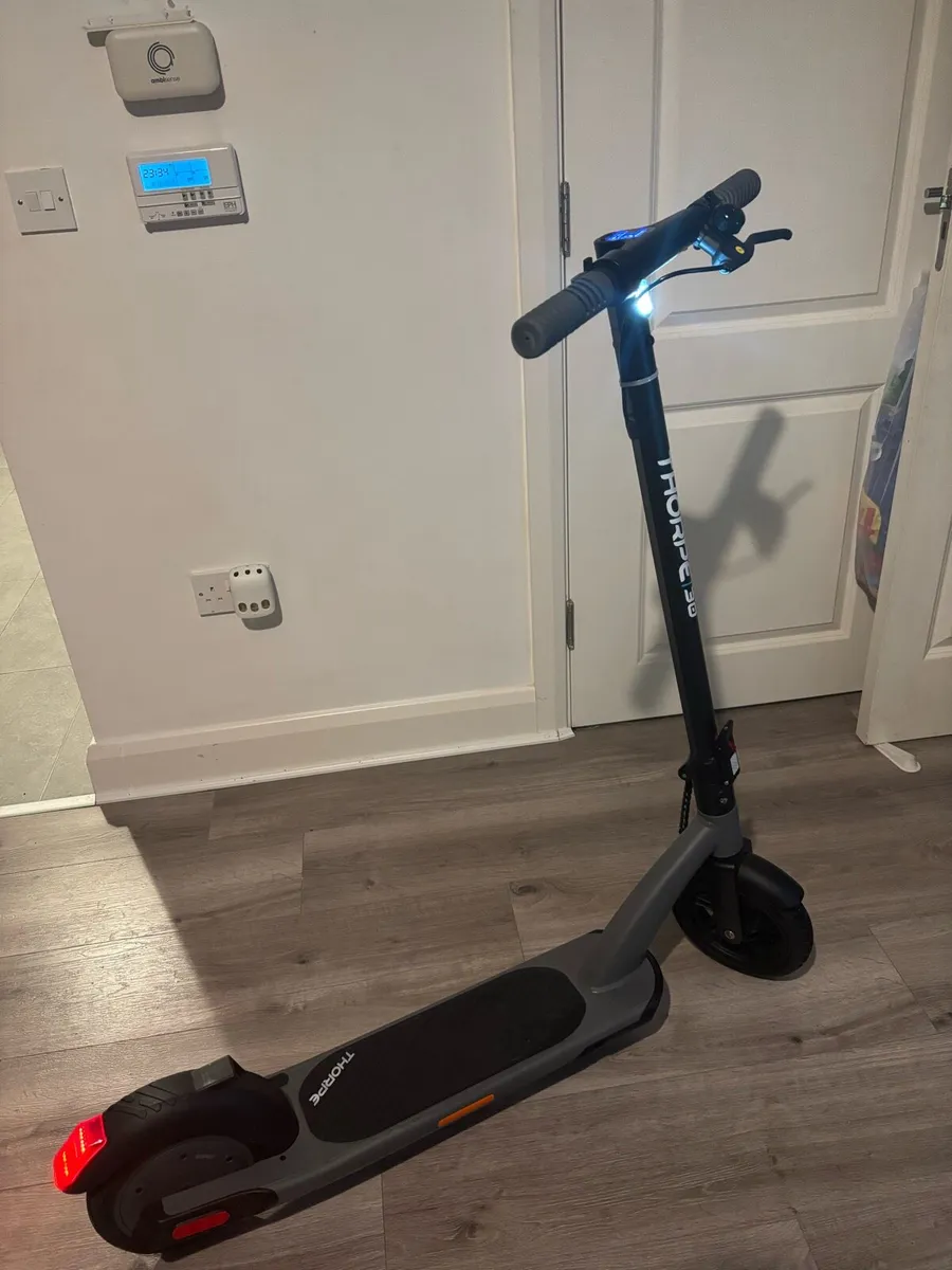 Electric scooter - Image 1