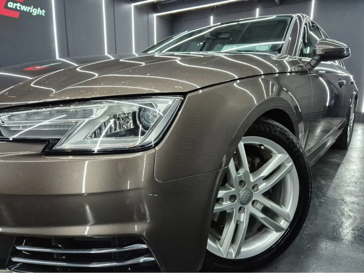 Audi A4 2.0 TDI 150 SE Ultra 4DR - Image 2