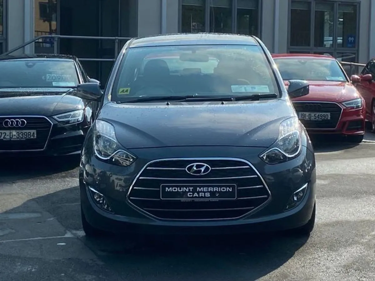 Hyundai ix20  deluxe  1 Owner FSH - Image 3