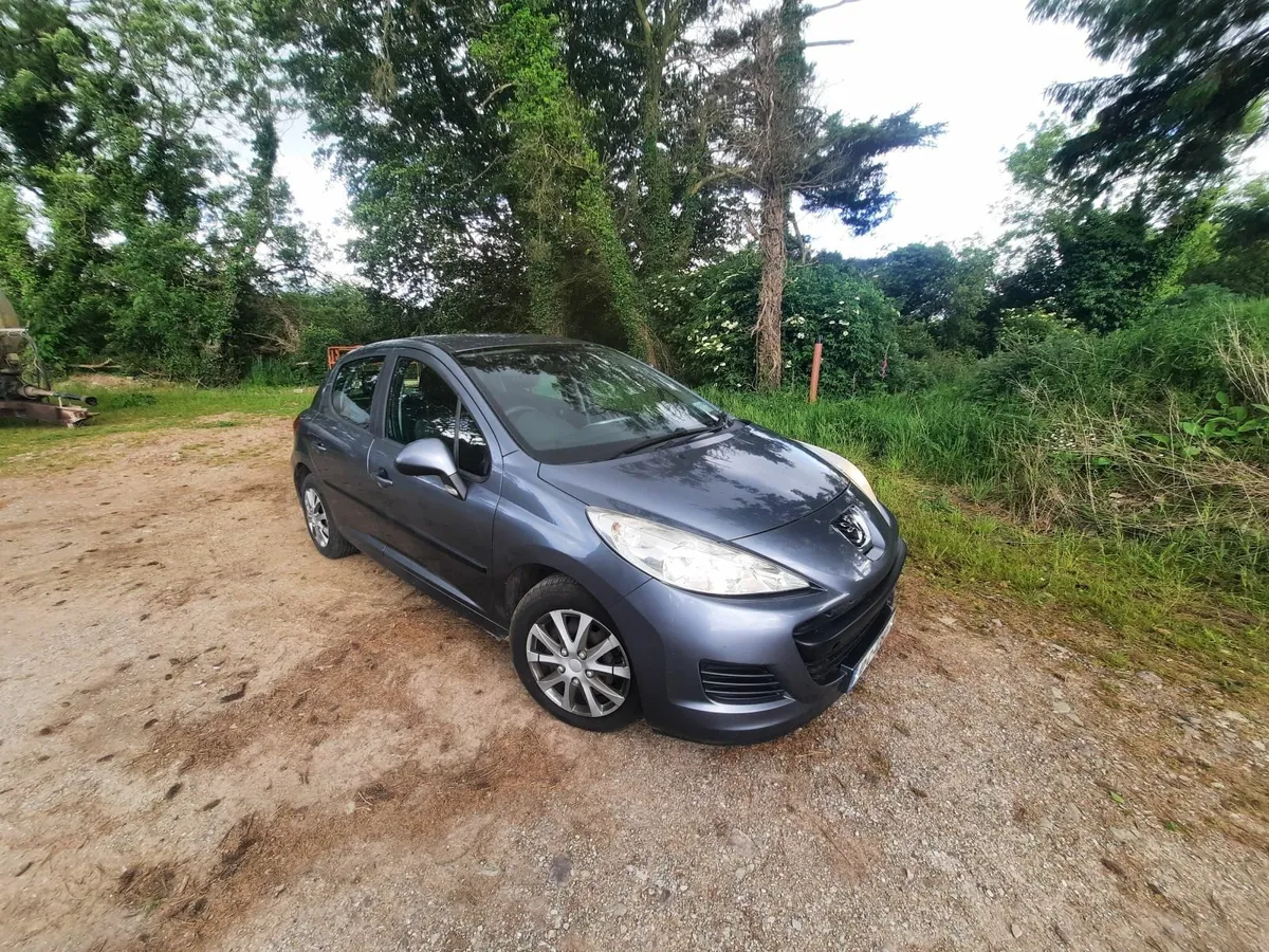 Peugeot 207 2010 - Image 2