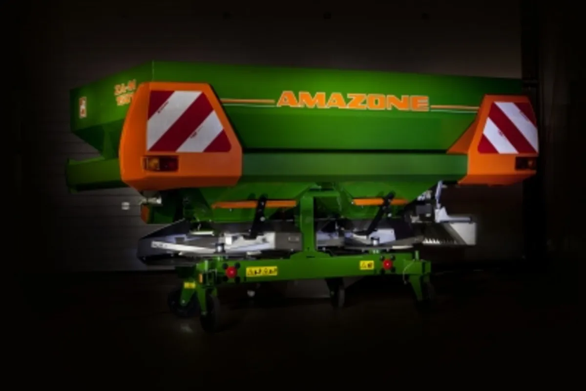 Amazone Fertiliser Spreader - Image 2