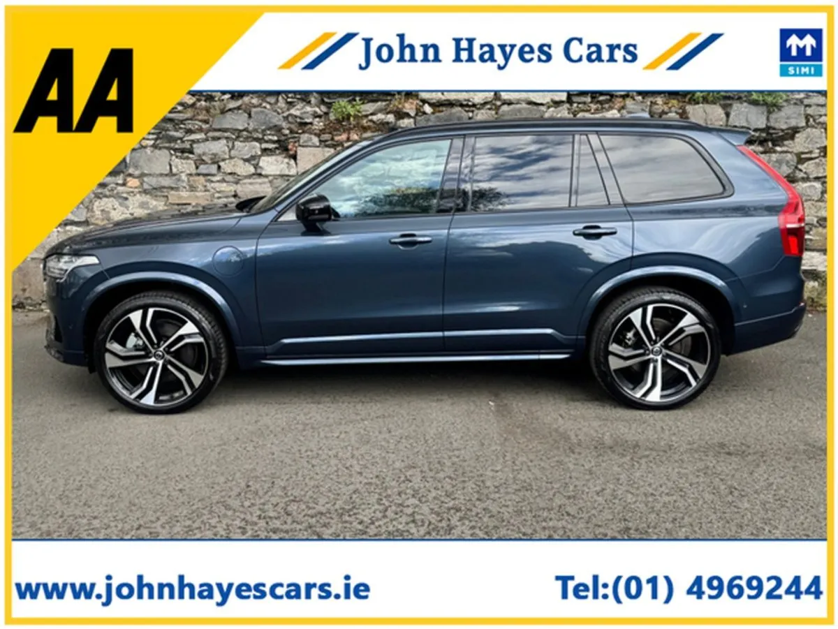 Volvo XC90 Ultimate Dark T8 Recharge TOP Specific - Image 3