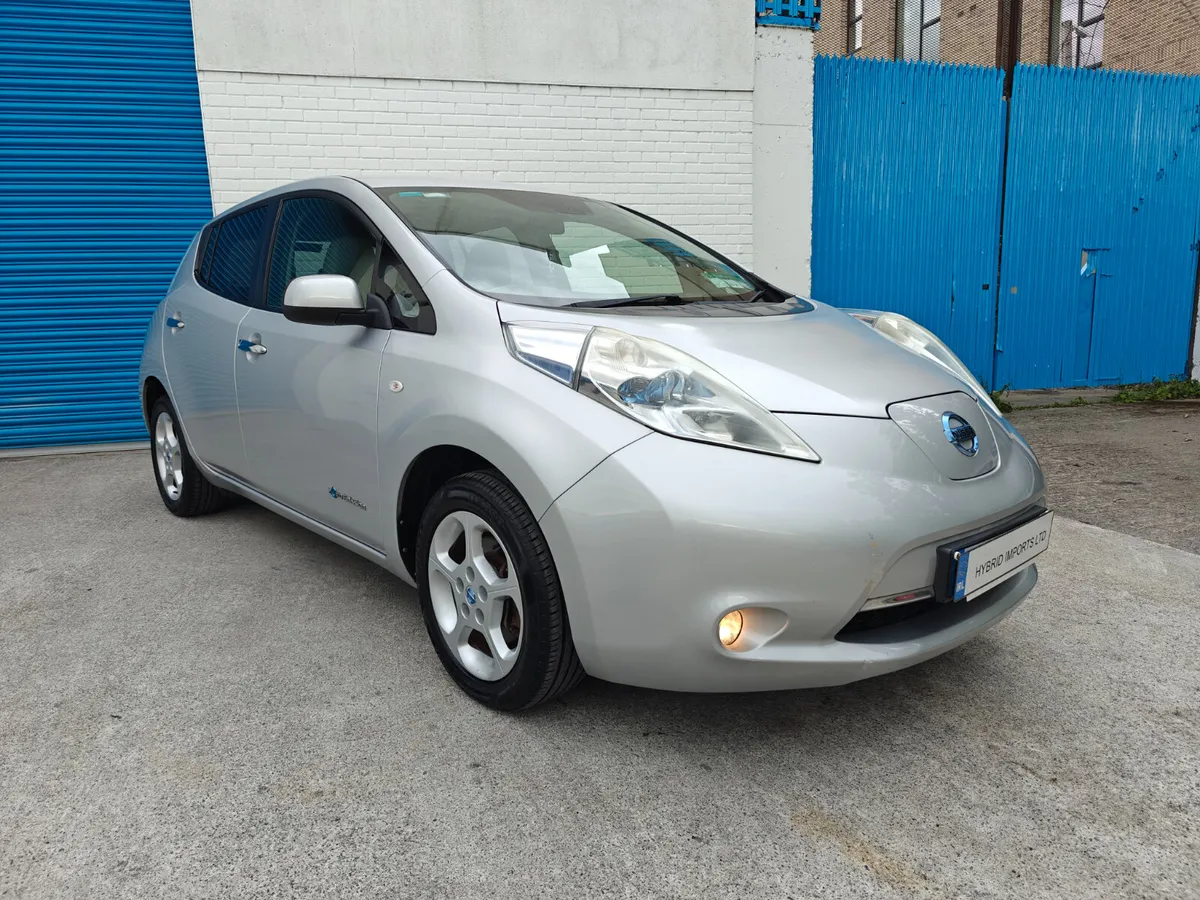 2012 NISSAN LEAF EV NCT 04/26 - Image 1