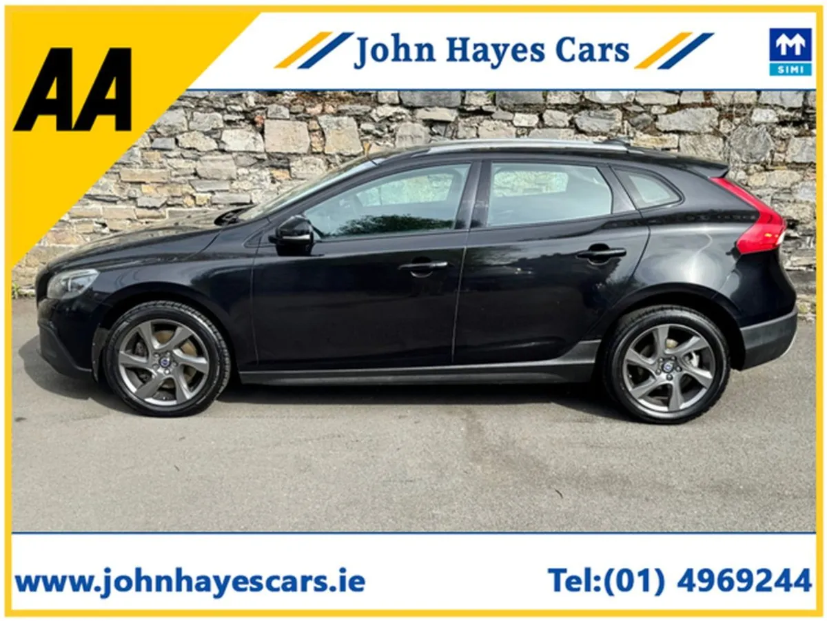 Volvo V40 Cross Country Luxury//full History//tim - Image 4
