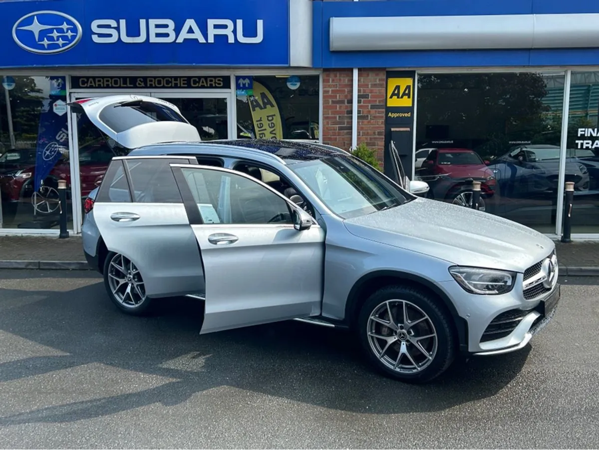 Mercedes-Benz GLC-Class 300 AMG Line Premium E-hy - Image 2