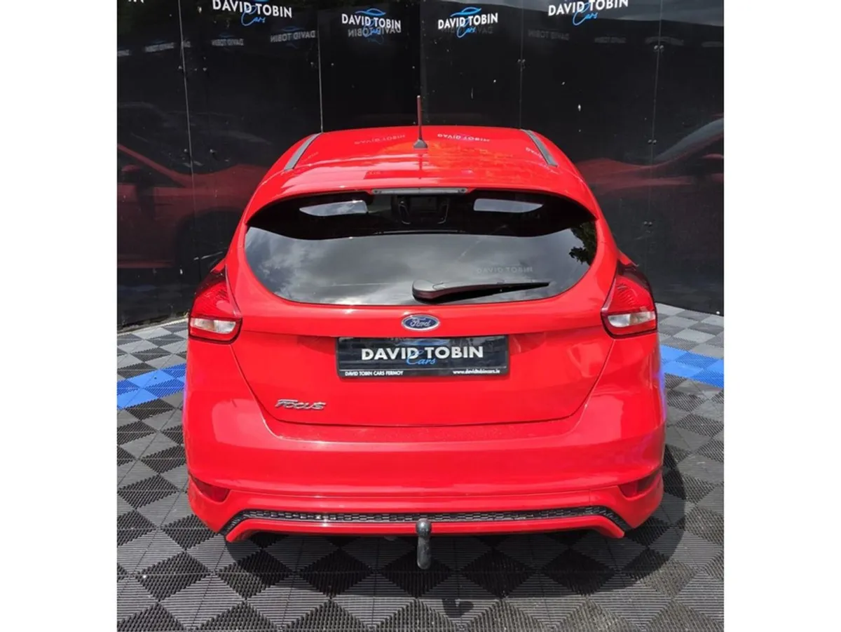 Ford Focus St-line 1.5 Tdci - Image 3