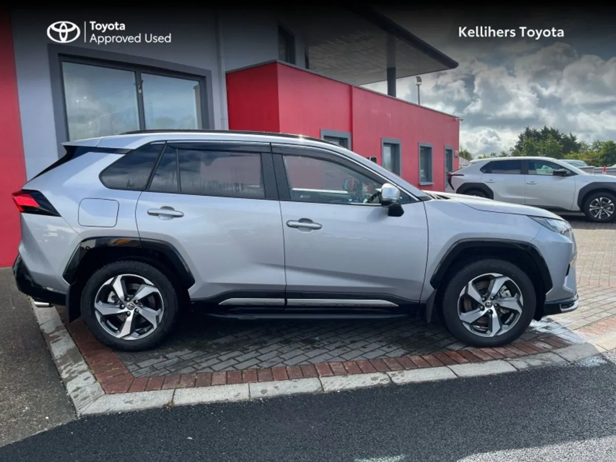 Toyota Rav4 Hybrid Electric SOL - Image 3