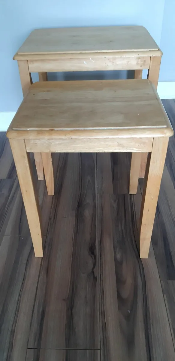 Nest of tables - Image 1