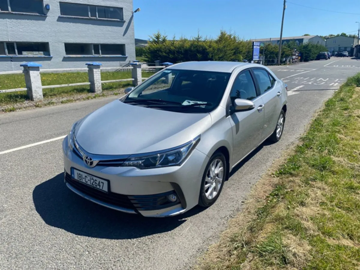 Toyota Corolla 1.4 D-4d Luna 4DR - Image 1