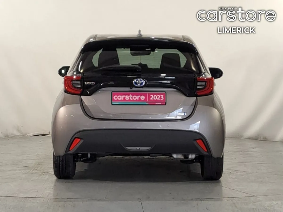 Toyota Yaris 1.5 PET HYB Auto 5DR - Image 4