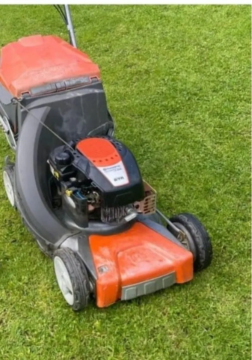 Husquvarna Lawnmower 675 Series - Image 1