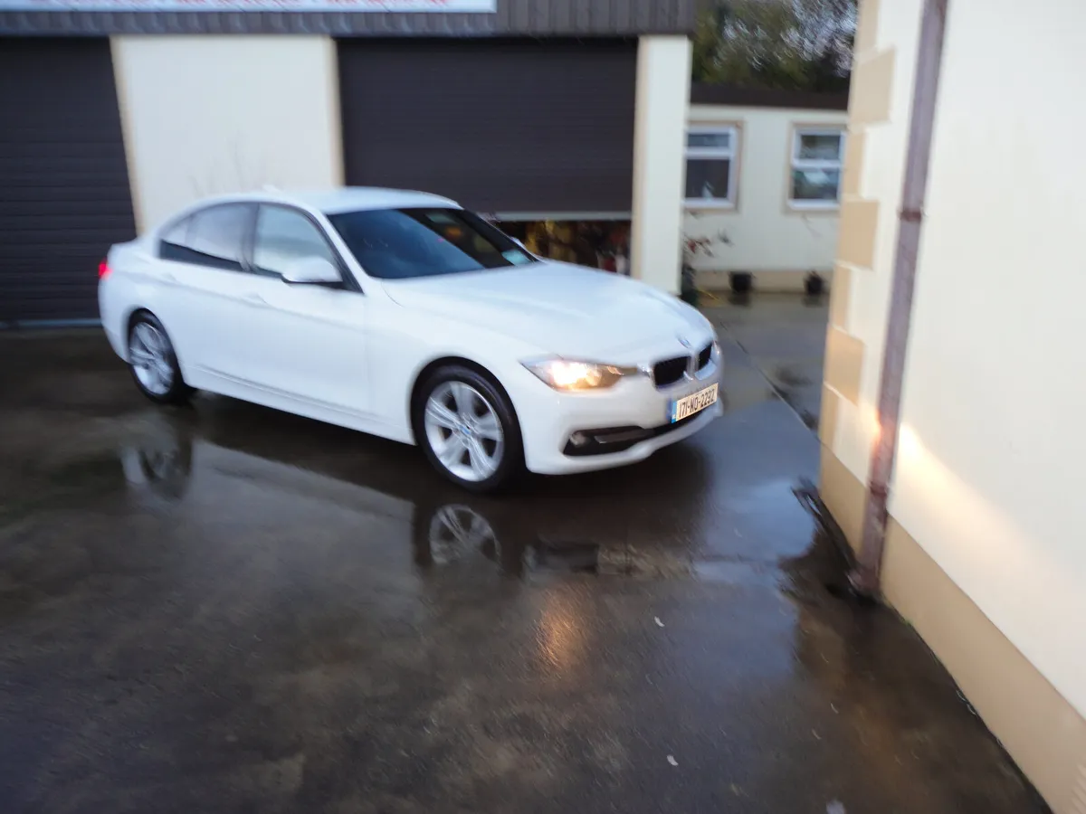 2017 BMW 3-Series - Image 3