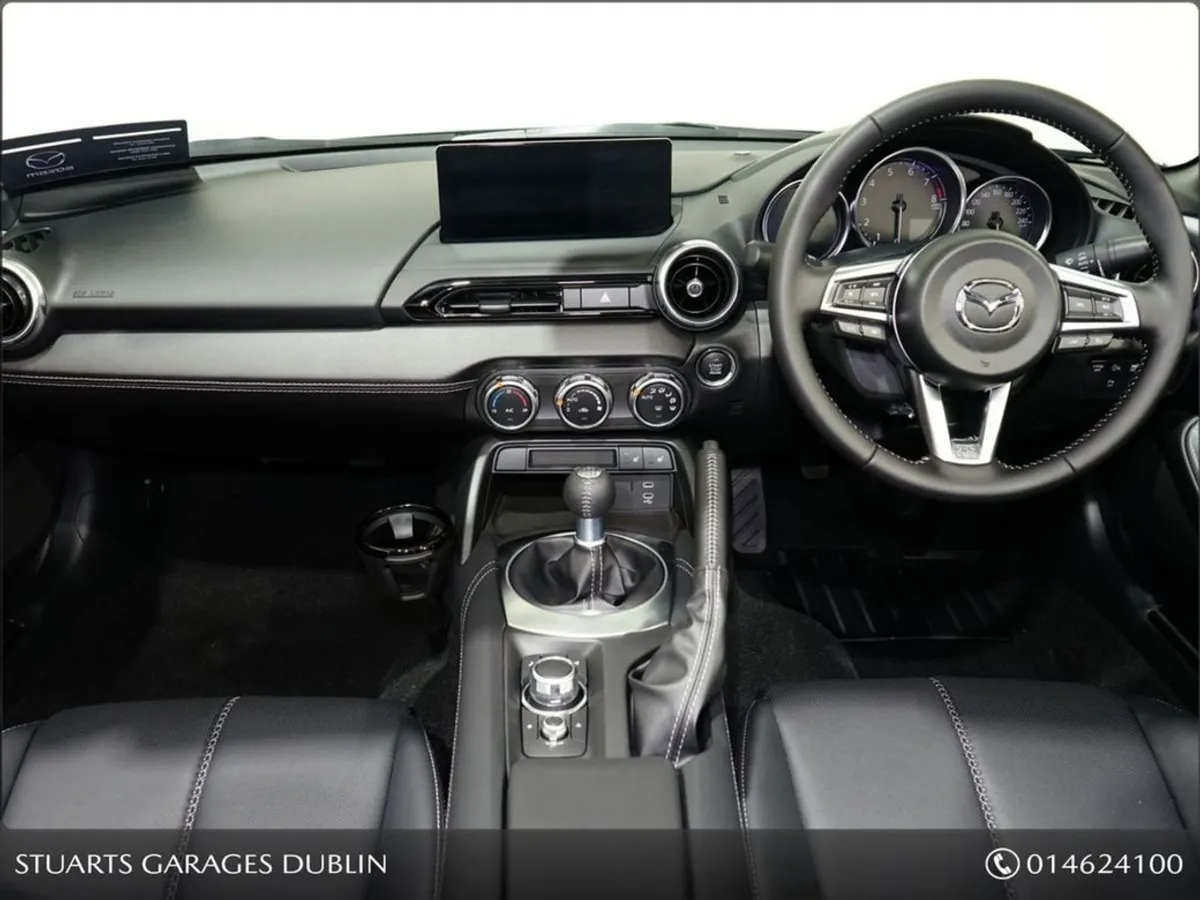Mazda MX-5 1.5 Exclusive Line ST 131PS  Mazda Sou - Image 4