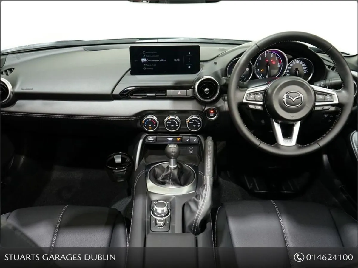 Mazda MX-5 1.5 Exclusive Line 131PS  Mazda South - Image 4