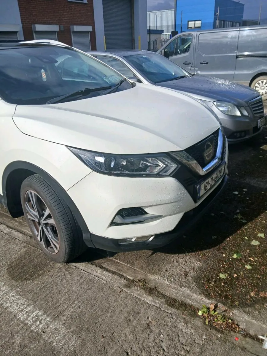 Car - Image 2