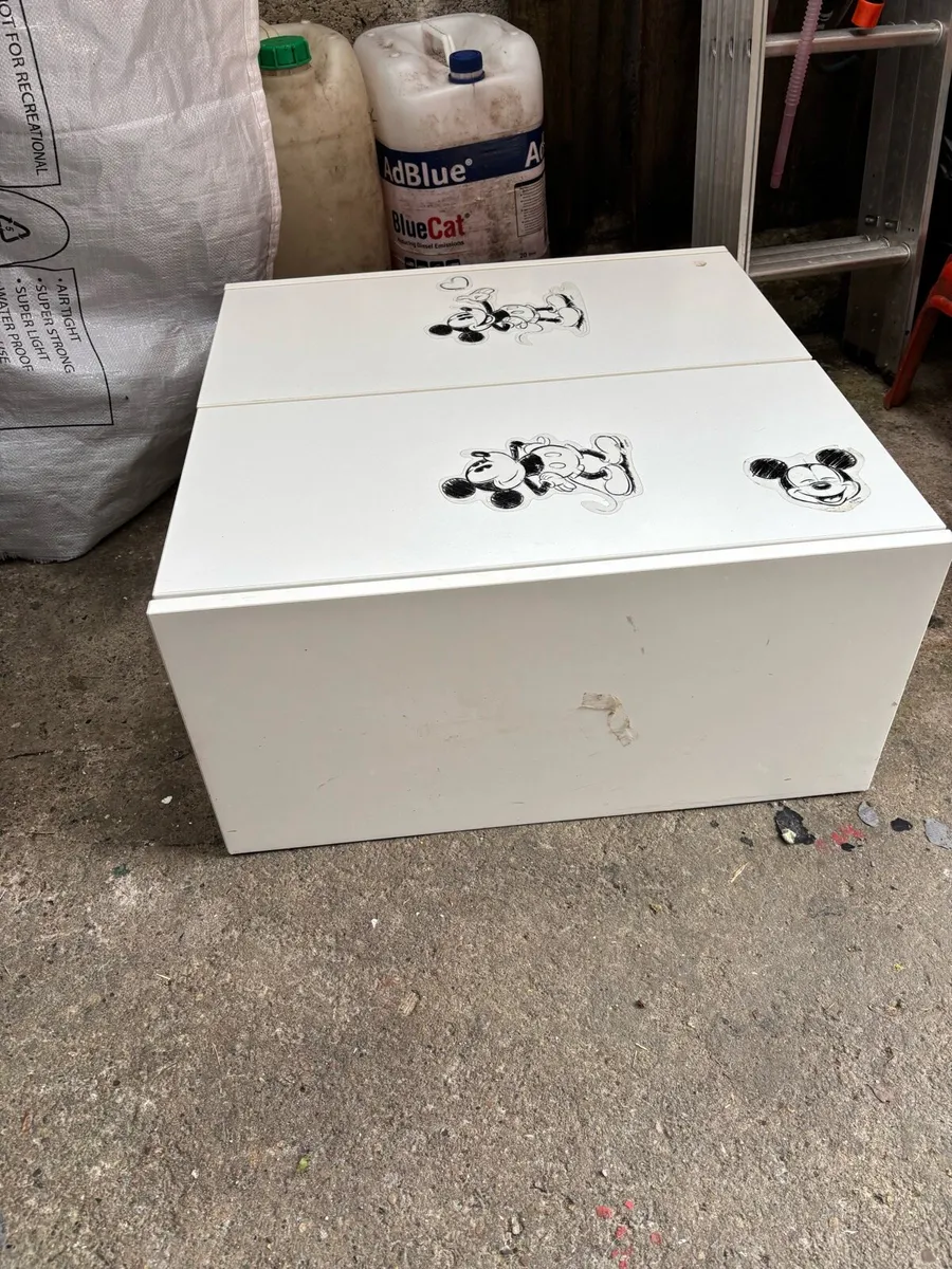 Storage table - Image 4
